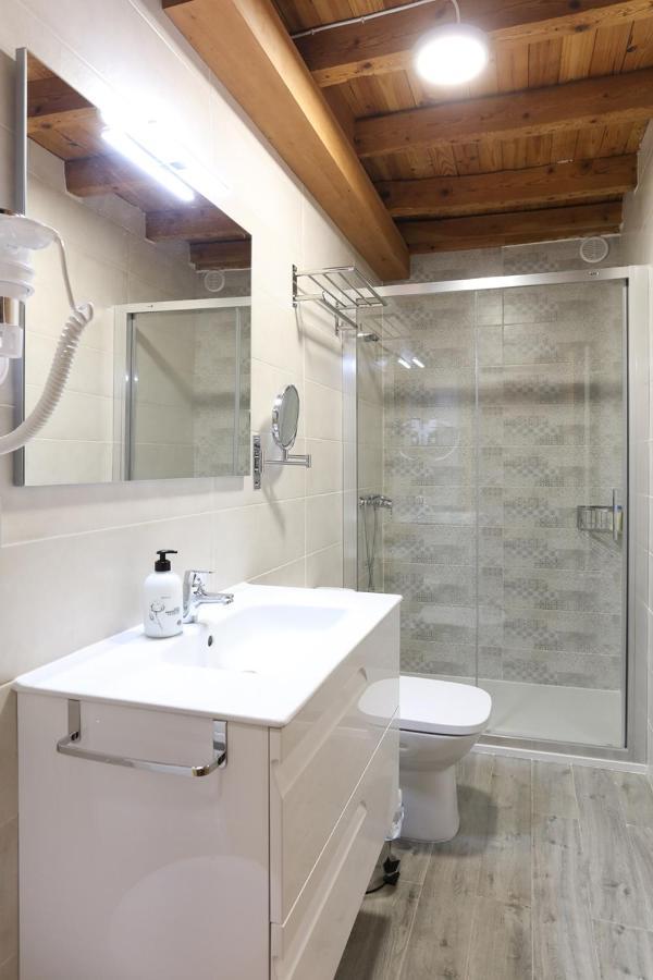 Apartamentos Turisticos Ribera Natura San Martin de Rubiales Ngoại thất bức ảnh